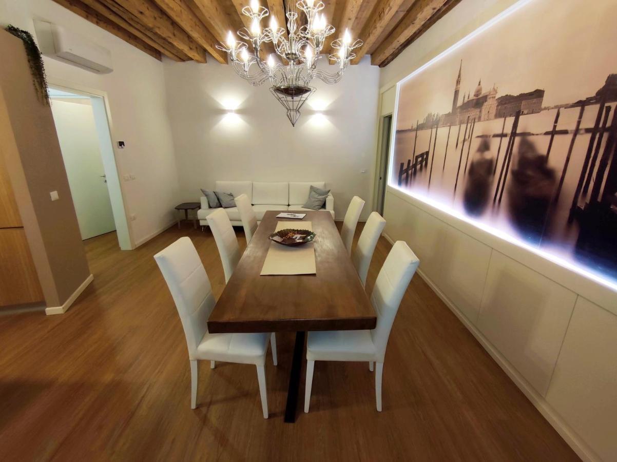 Apartment Deluxe 3 Bedroom Flat In Rialto Venedig