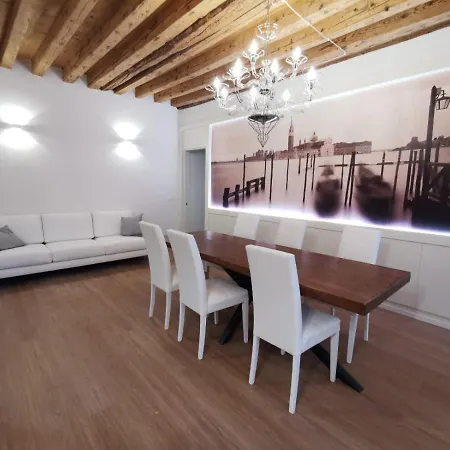Deluxe 3 Bedrooom Flat in Rialto Appartement Venetië Buitenkant foto